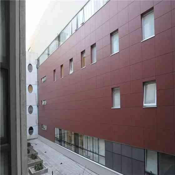 Фасадный пластик HPL, отделка вентилируемых фасадов, фасадные панели HPL Москва