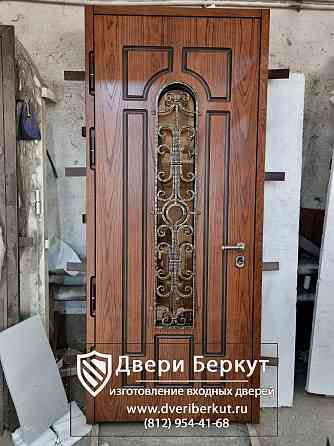 Входная металлическая дверь для загородного дома Санкт-Петербург