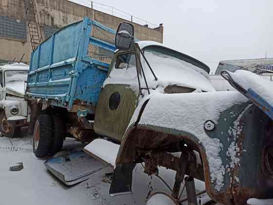 Автомобиль самосвал грузовой ГАЗ-САЗ-3507 Великие Луки