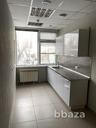 Сдается офисное помещение 586 м² Москва - photo 9
