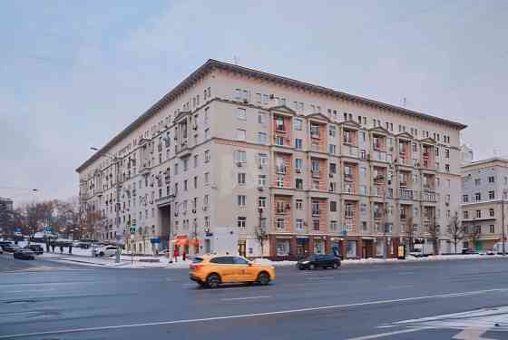 Продается торговое помещение 614 м² Москва