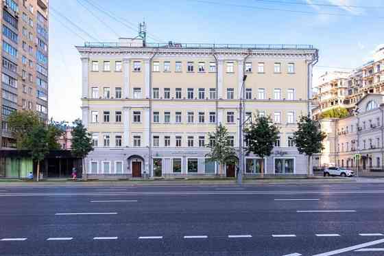 Продается офисное помещение 1459 м² Москва
