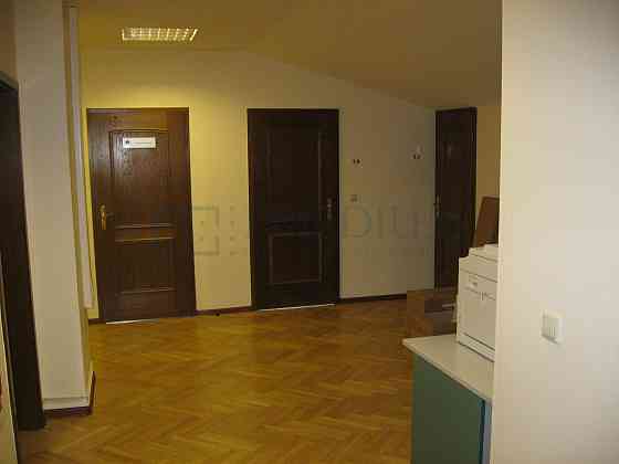 Продается офисное помещение 1074 м² Москва
