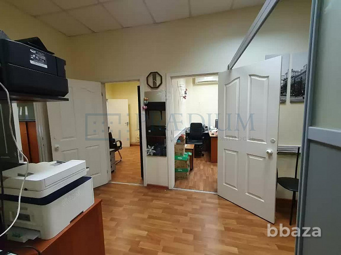 Продается офисное помещение 251 м² Москва - photo 3