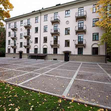 Продается офисное помещение 1574 м² Москва