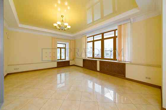 Продается офисное помещение 129 м² Москва