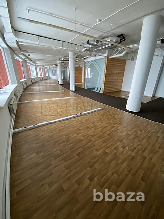 Сдается офисное помещение 650 м² Москва - photo 2