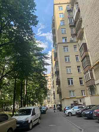 Стрит рителй на Кутузовский пр-кт,  30 Москва