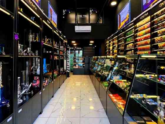 Табачный магазин с товаром на 3.700.000руб Сочи