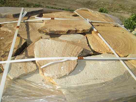 Камень Цветной природный песчаник натуральный пластушка Шахты