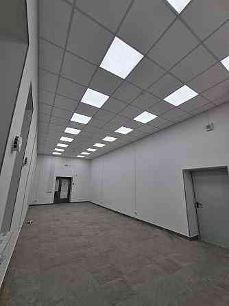 Сдам нежилое помещение на 1 этаже с отдельным входом и свежим ремонтом Омск