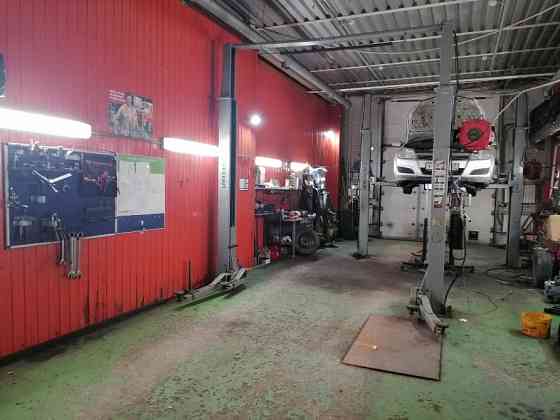 Действующий автосервис и магазин автозапчастей Санкт-Петербург