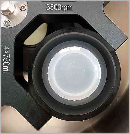 Ротор 4х750 рефрижераторной центрифуги с бутылками разной емкости Москва