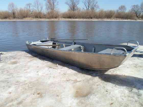 Алюминиевая промысловая лодка "Щука 4.5" на заказ Самара