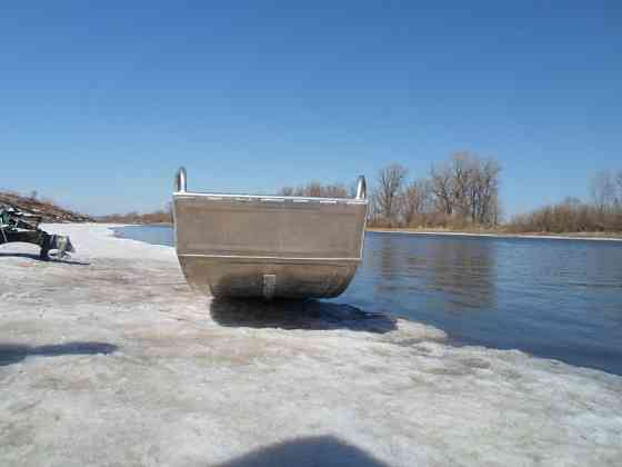 Алюминиевая промысловая лодка "Щука 4.5" на заказ Самара