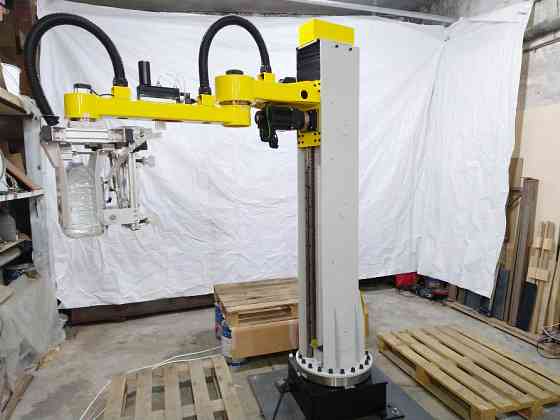 Робот (манипулятор) - укладчик ПЭТ бутылок (бутылей) с водой на паллету Челябинск