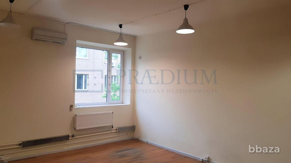 Продается офисное помещение 808 м² Москва - изображение 1