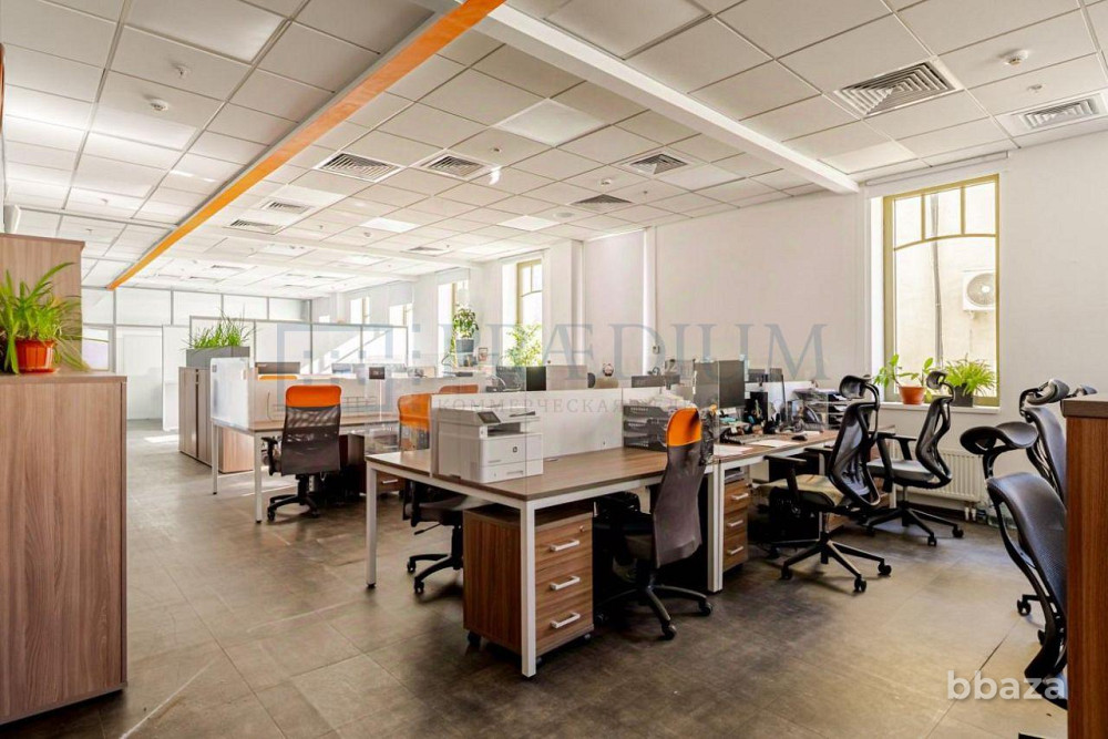 Сдается офисное помещение 646 м² Москва - изображение 5