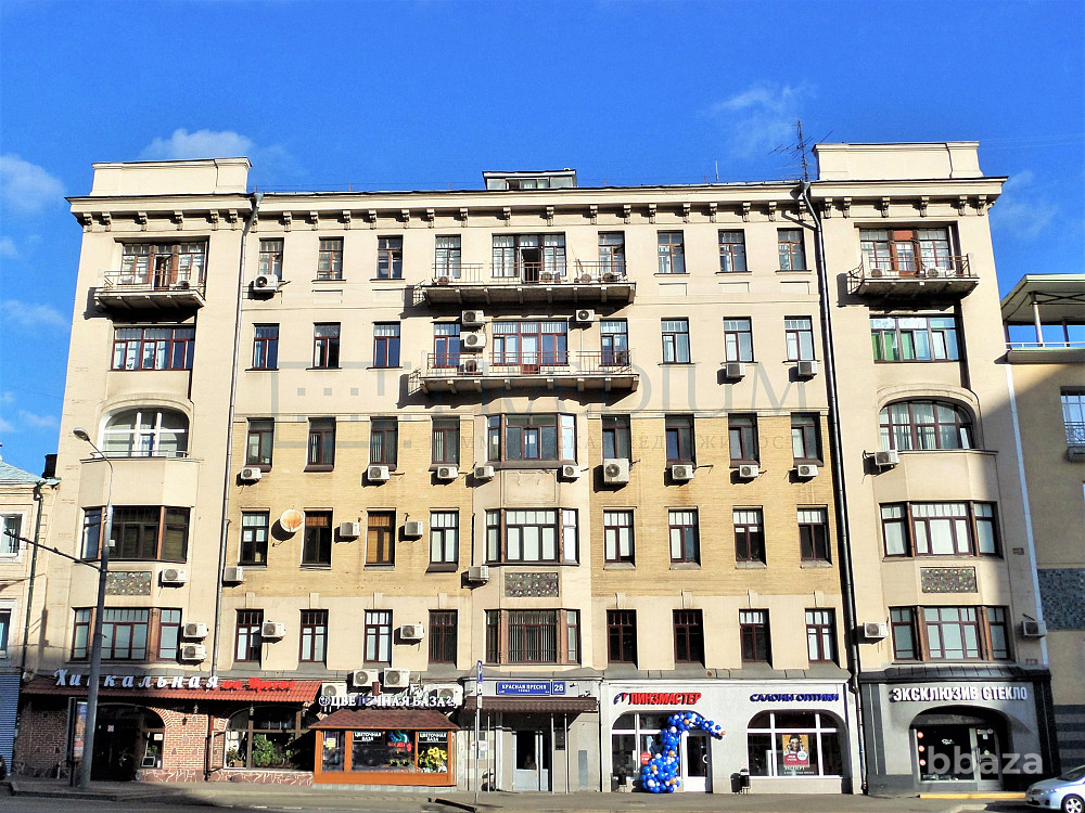 Продается офисное помещение 571 м² Москва - изображение 2
