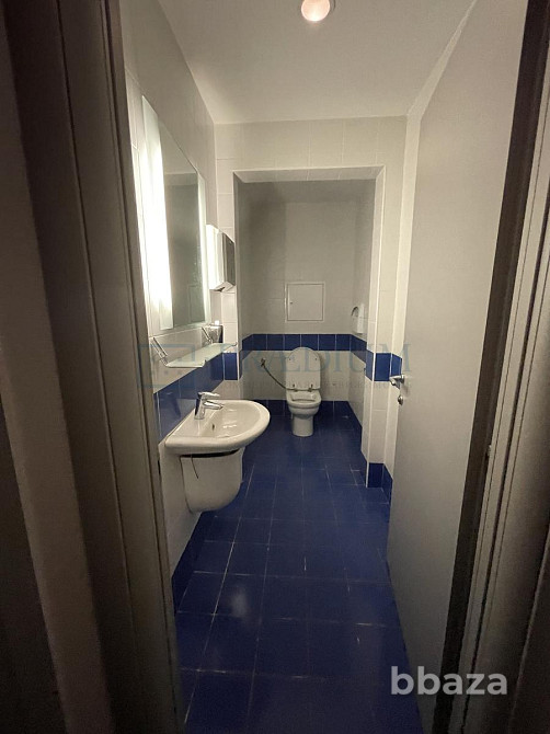 Сдается офисное помещение 568 м² Москва - изображение 9