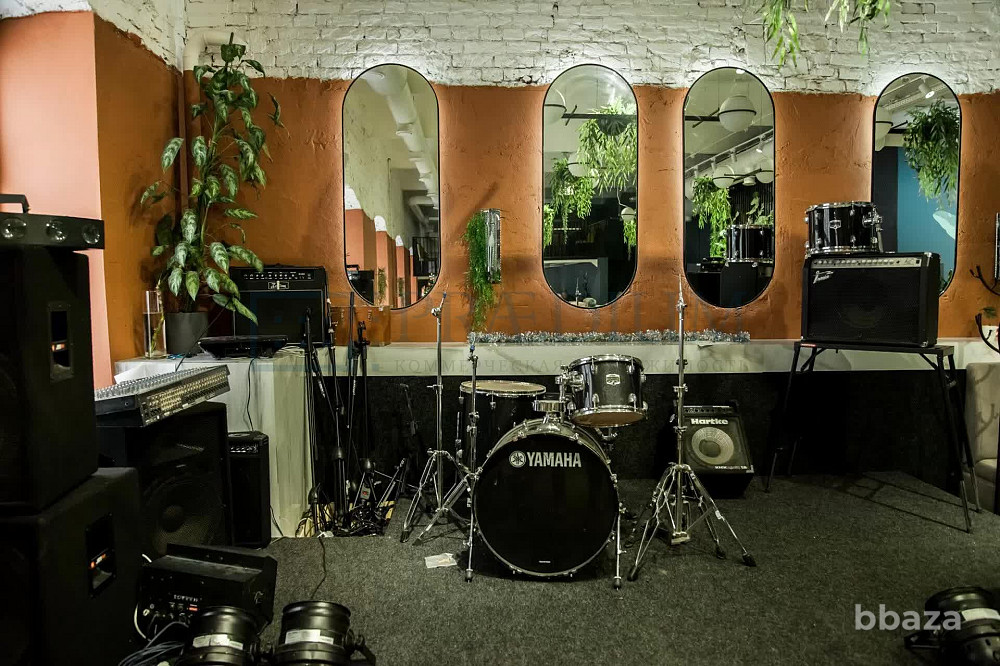 Продается помещение свободного назначения 415 м² Москва - изображение 3