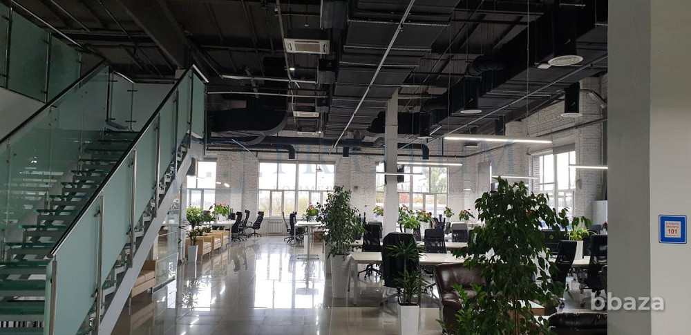 Продается офисное помещение 6899 м² Москва - изображение 1