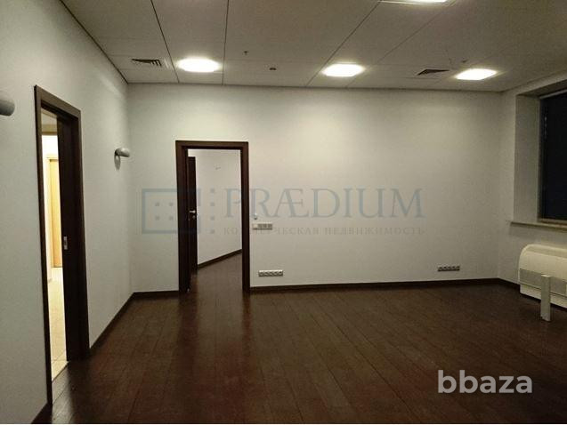 Продается офисное помещение 410 м² Москва - изображение 1