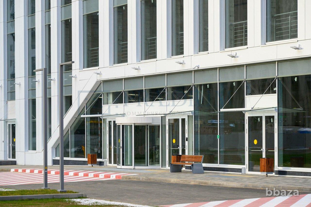 Продается офисное помещение 3242 м² Москва - изображение 1