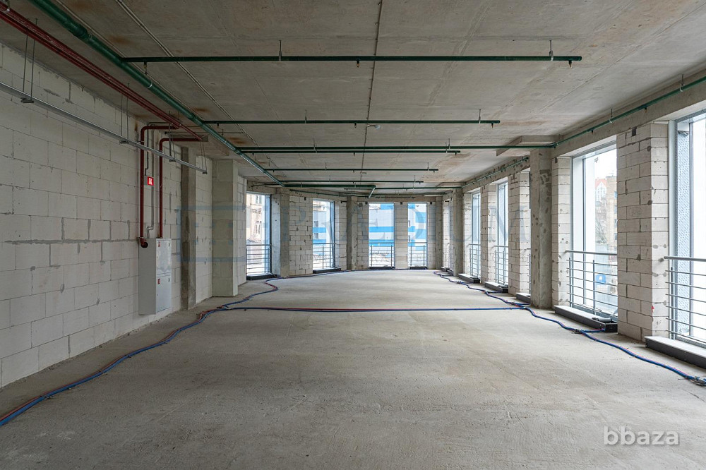 Продается офисное помещение 4320 м² Москва - изображение 1
