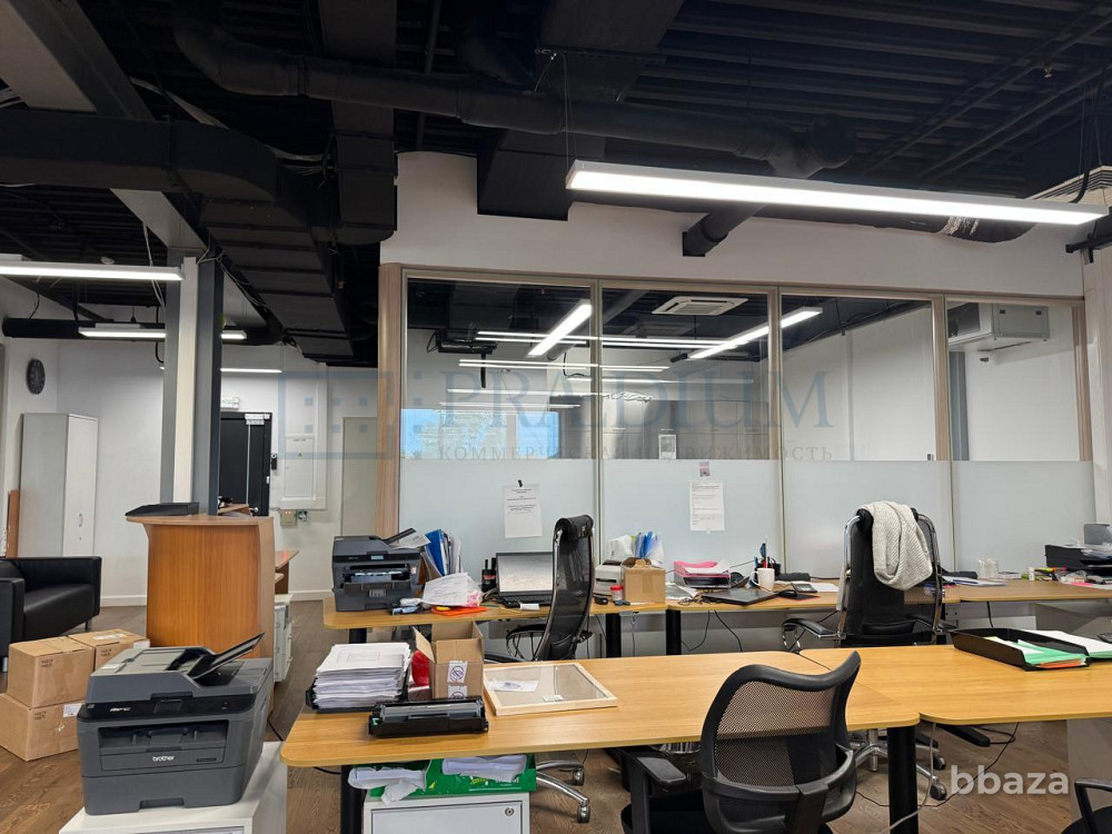 Продается офисное помещение 189 м² Москва - изображение 1