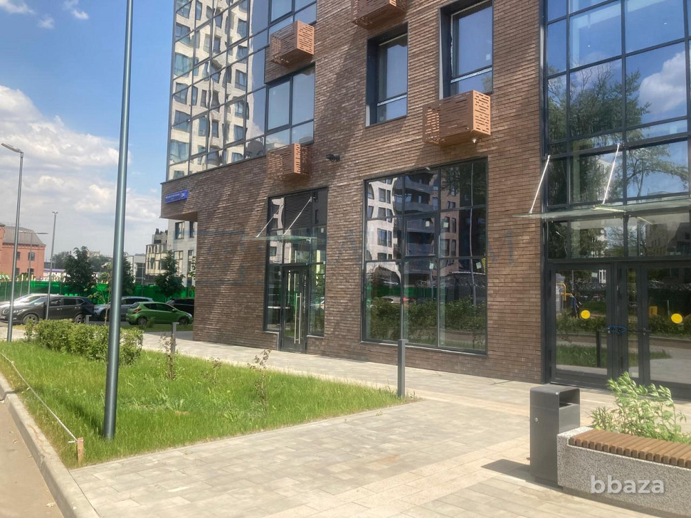 Продается торговое помещение 191 м² Москва - изображение 1