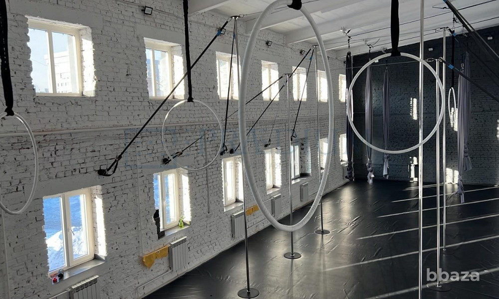 Продается помещение свободного назначения 1214 м² Москва - изображение 1