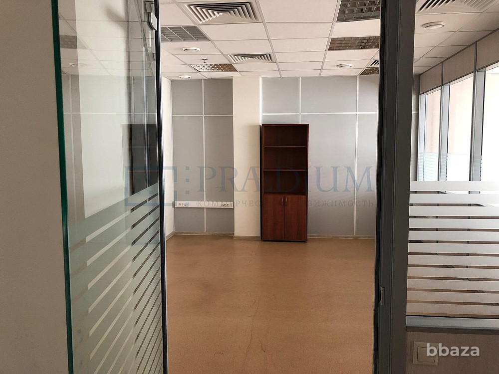 Продается офисное помещение 271 м² Москва - изображение 2