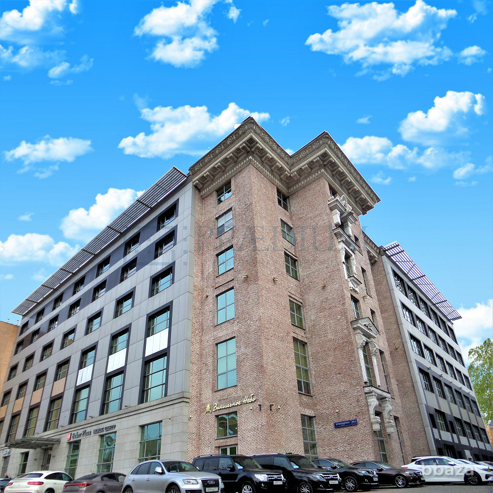 Продается офисное помещение 425 м² Москва - изображение 1