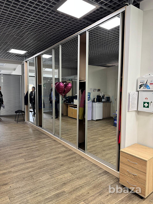 Сдается офисное помещение 549 м² Москва - изображение 7