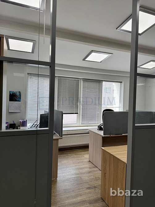 Сдается офисное помещение 549 м² Москва - изображение 8