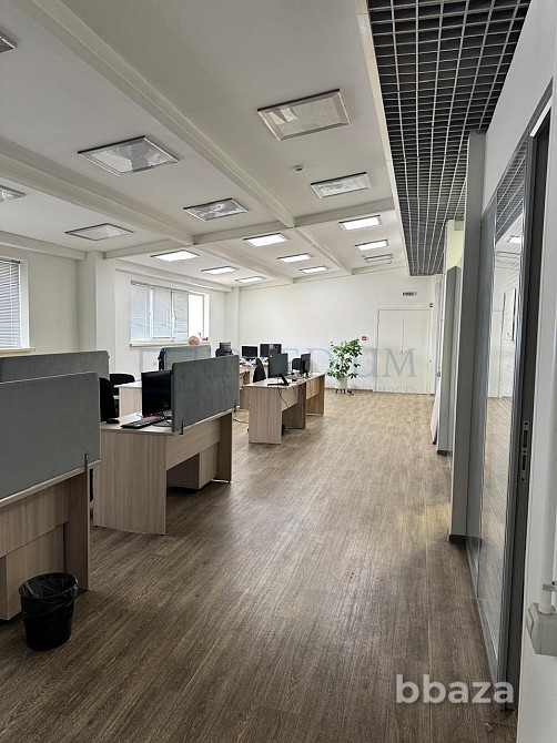 Сдается офисное помещение 549 м² Москва - изображение 4