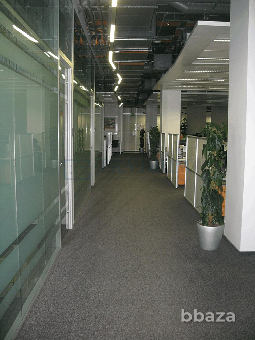 Сдается офисное помещение 2011 м² Москва - изображение 10