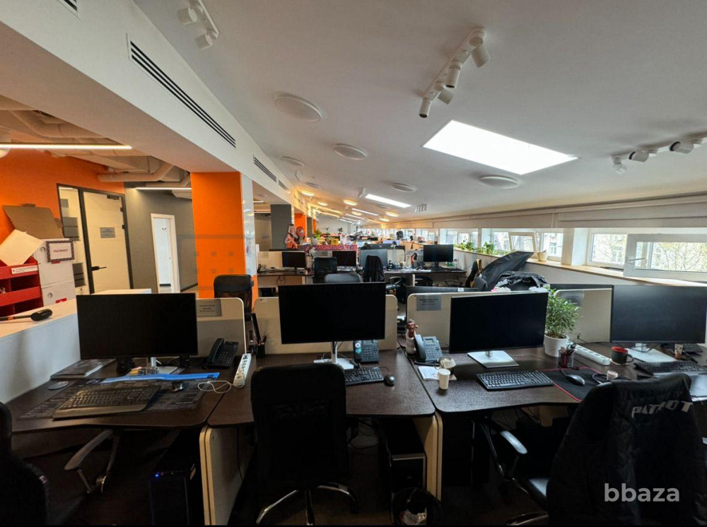 Сдается офисное помещение 613 м² Москва - изображение 1