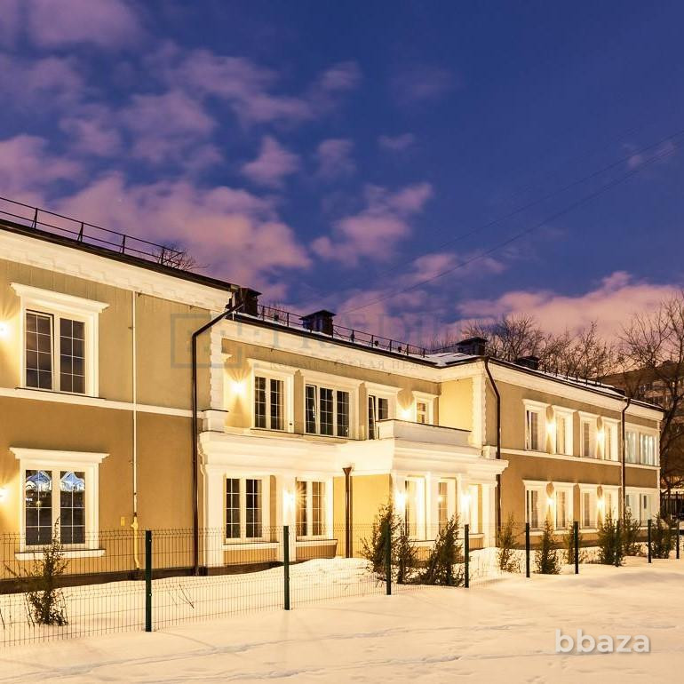 Продается офисное помещение 930 м² Москва - изображение 1