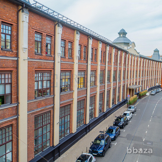 Сдается офисное помещение 865 м² Москва - изображение 2