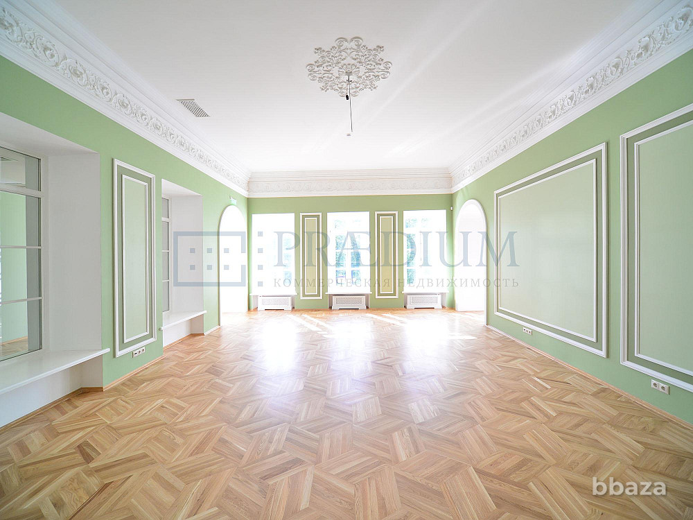 Продается офисное помещение 1942 м² Москва - изображение 1