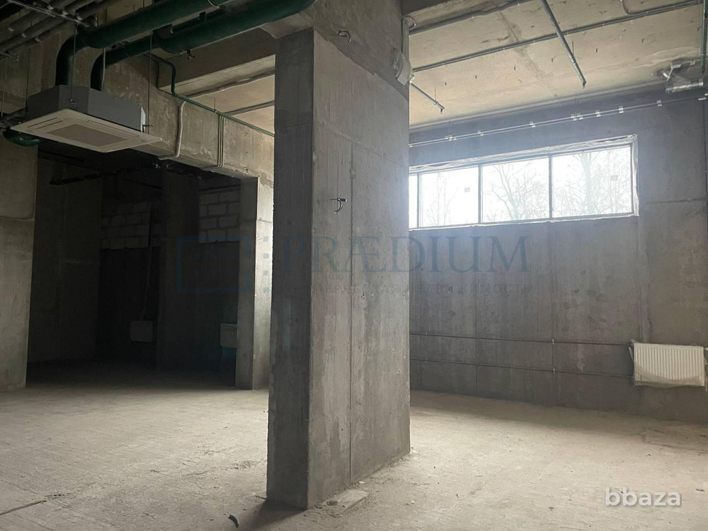 Продается торговое помещение 197 м² Москва - изображение 2