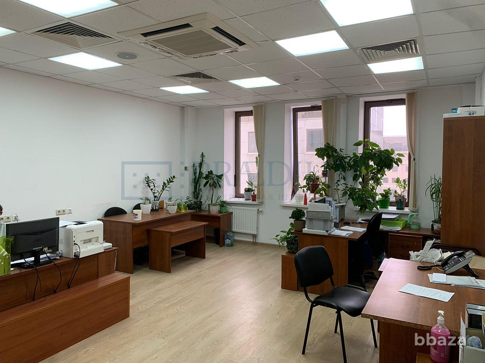 Продается помещение 5184.00 м² Москва - изображение 1