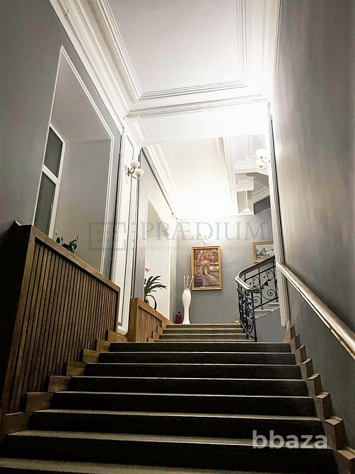 Продается офисное помещение 1828 м² Москва - изображение 6