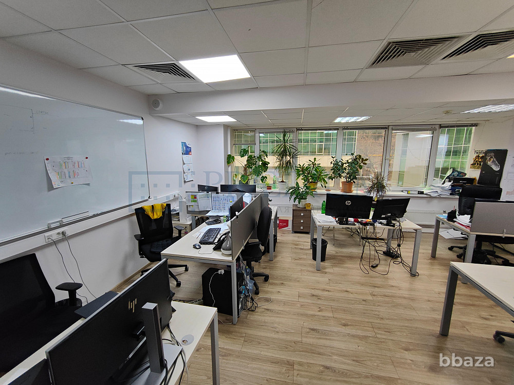 Сдается офисное помещение 442 м² Москва - изображение 4