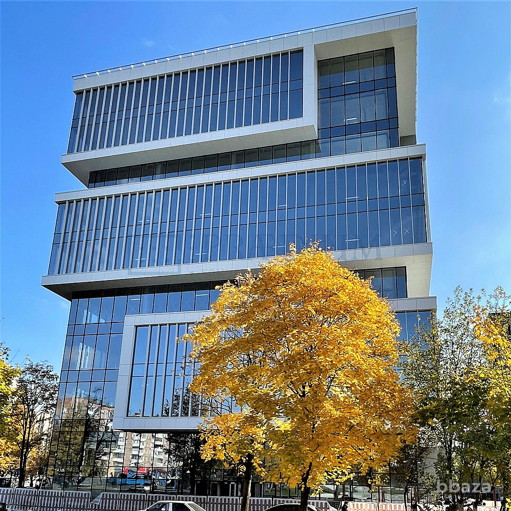 Сдается офисное помещение 1470 м² Москва - изображение 1