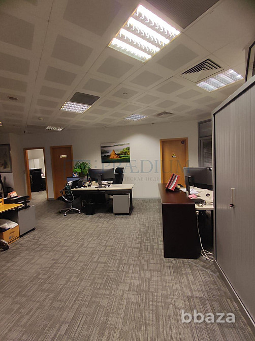 Сдается офисное помещение 461 м² Москва - изображение 1