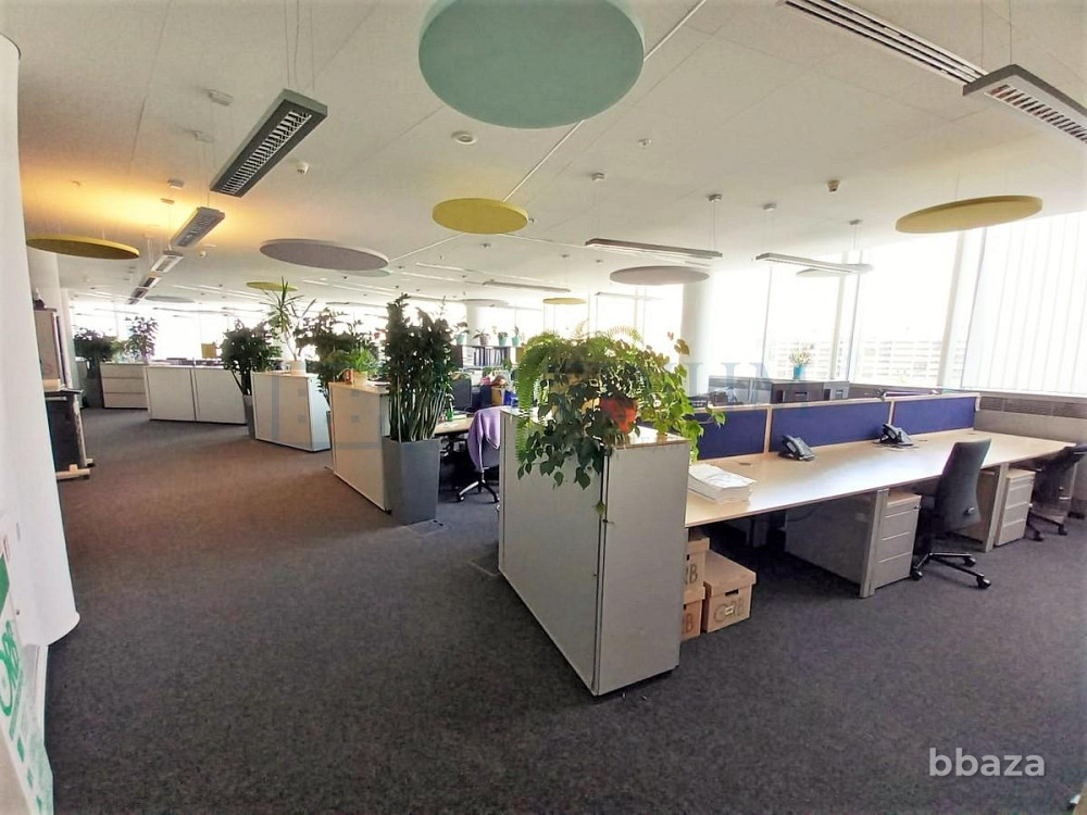 Сдается офисное помещение 7367 м² Москва - изображение 1