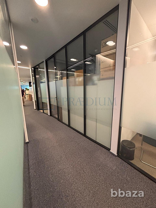 Сдается офисное помещение 860 м² Москва - изображение 10